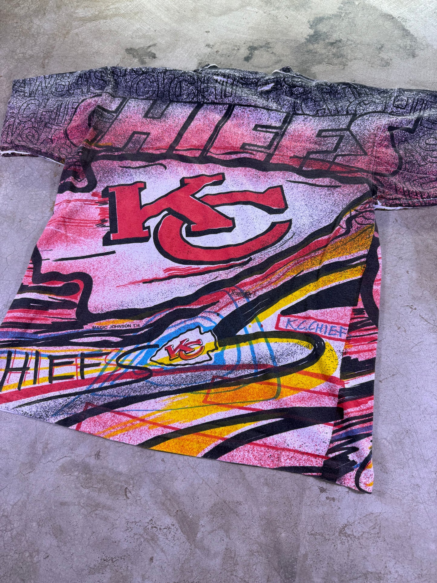 (M) Magic Johnson T’s x NFL KC Chiefs all over print t shirt