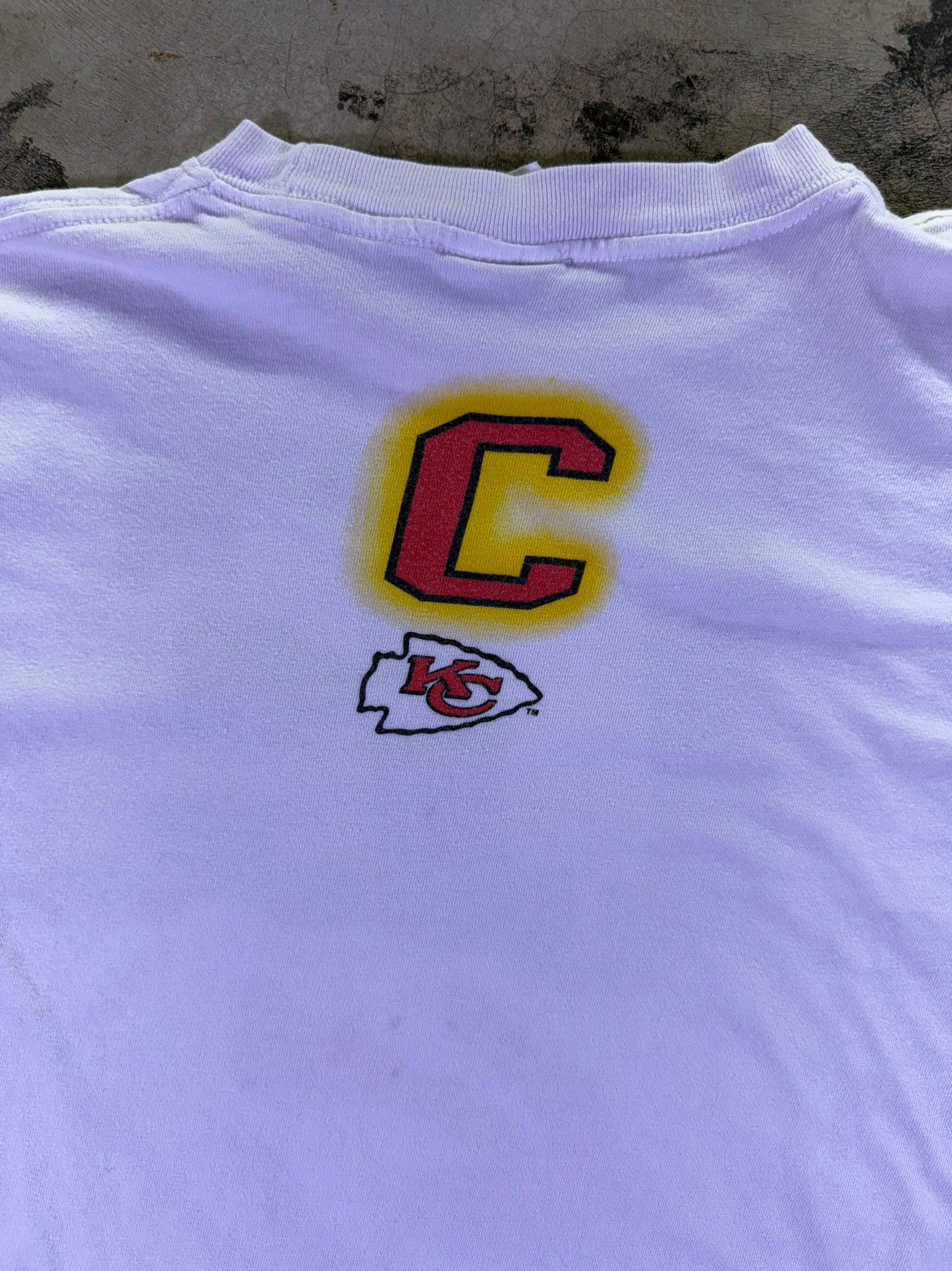 (L)1994 Magic Johnson T’s x NFL KC Chiefs Spell Out AOP T-shirt