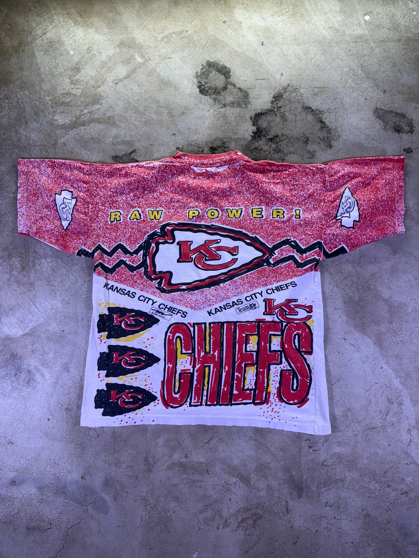 (M) Magic Johnson T’s x NFL KC Chiefs Raw Power all over print t shirt