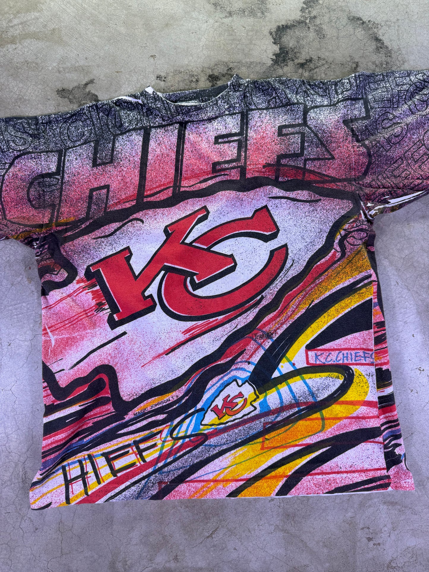 (M) Magic Johnson T’s x NFL KC Chiefs all over print t shirt
