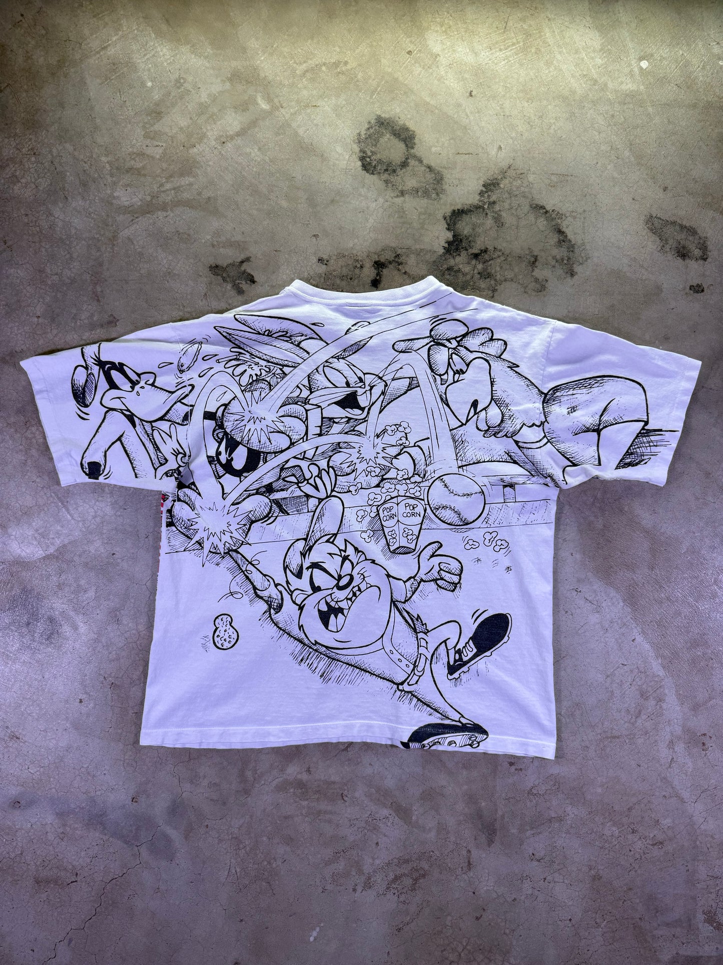 (L)1995 MLB x Looney Toons KC Royals All Over Print T-shirt