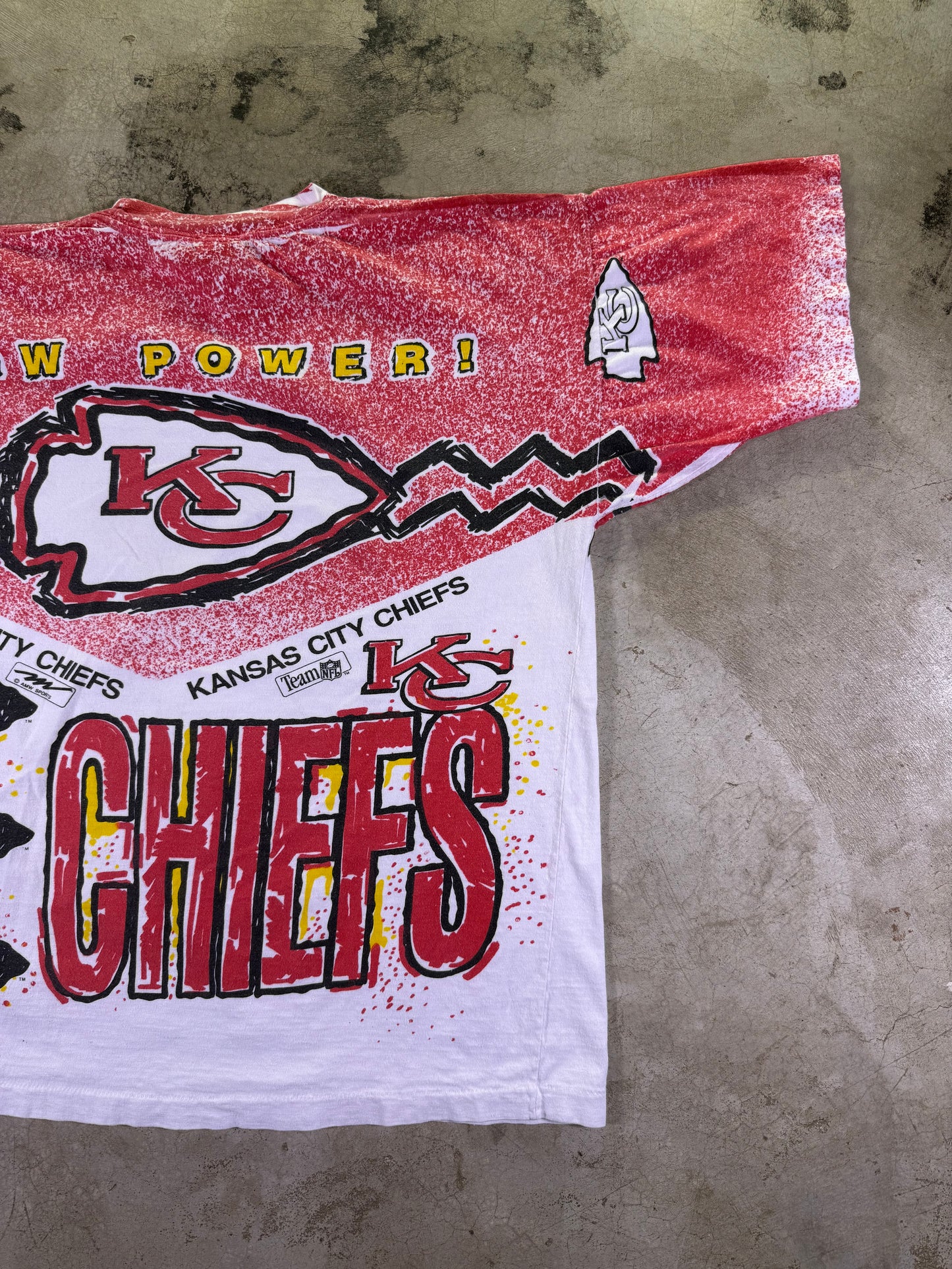 (L) Magic Johnson T’s x NFL KC Chiefs Raw Power all over print t shirt