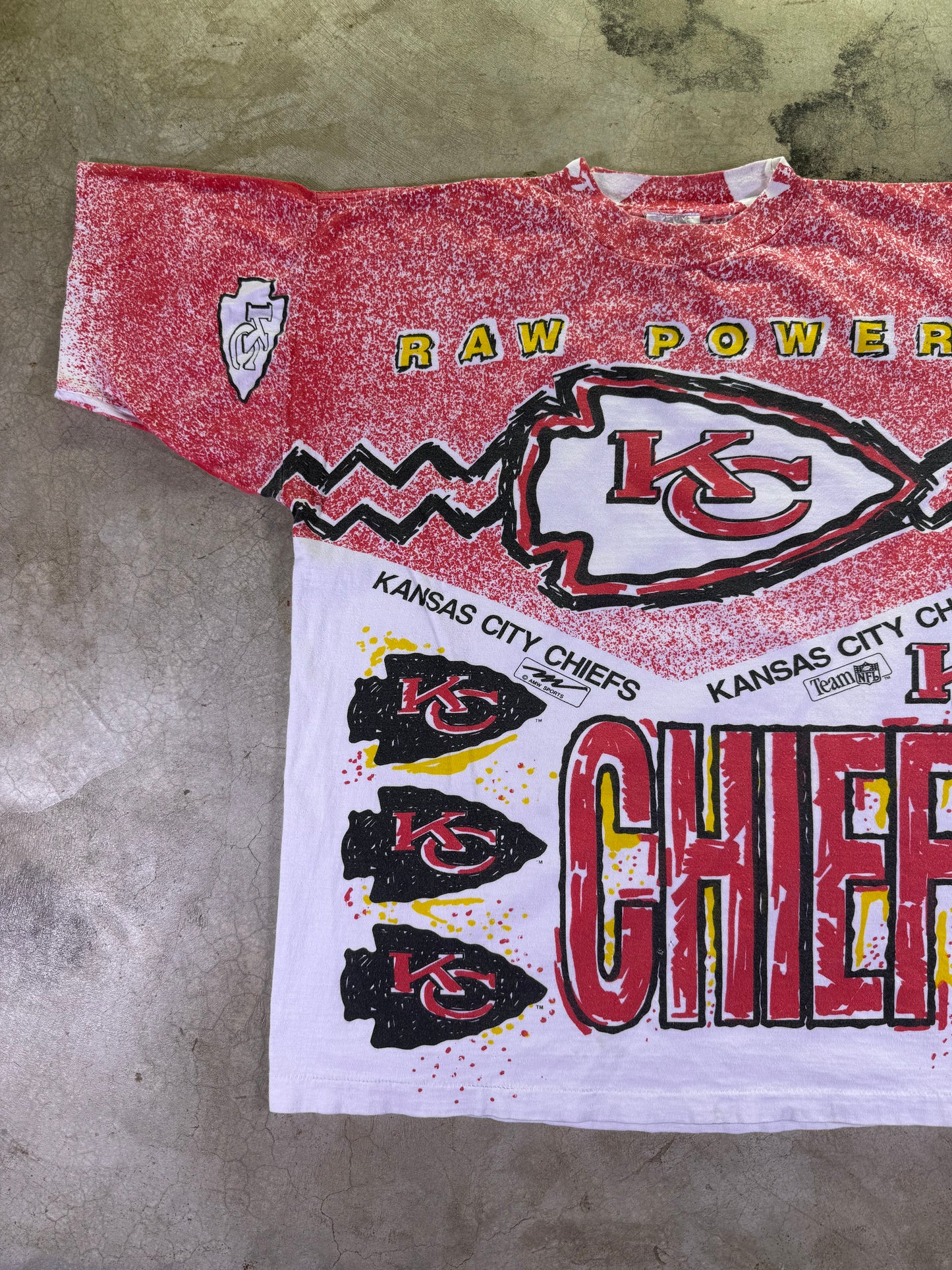 (L) Magic Johnson T’s x NFL KC Chiefs Raw Power all over print t shirt