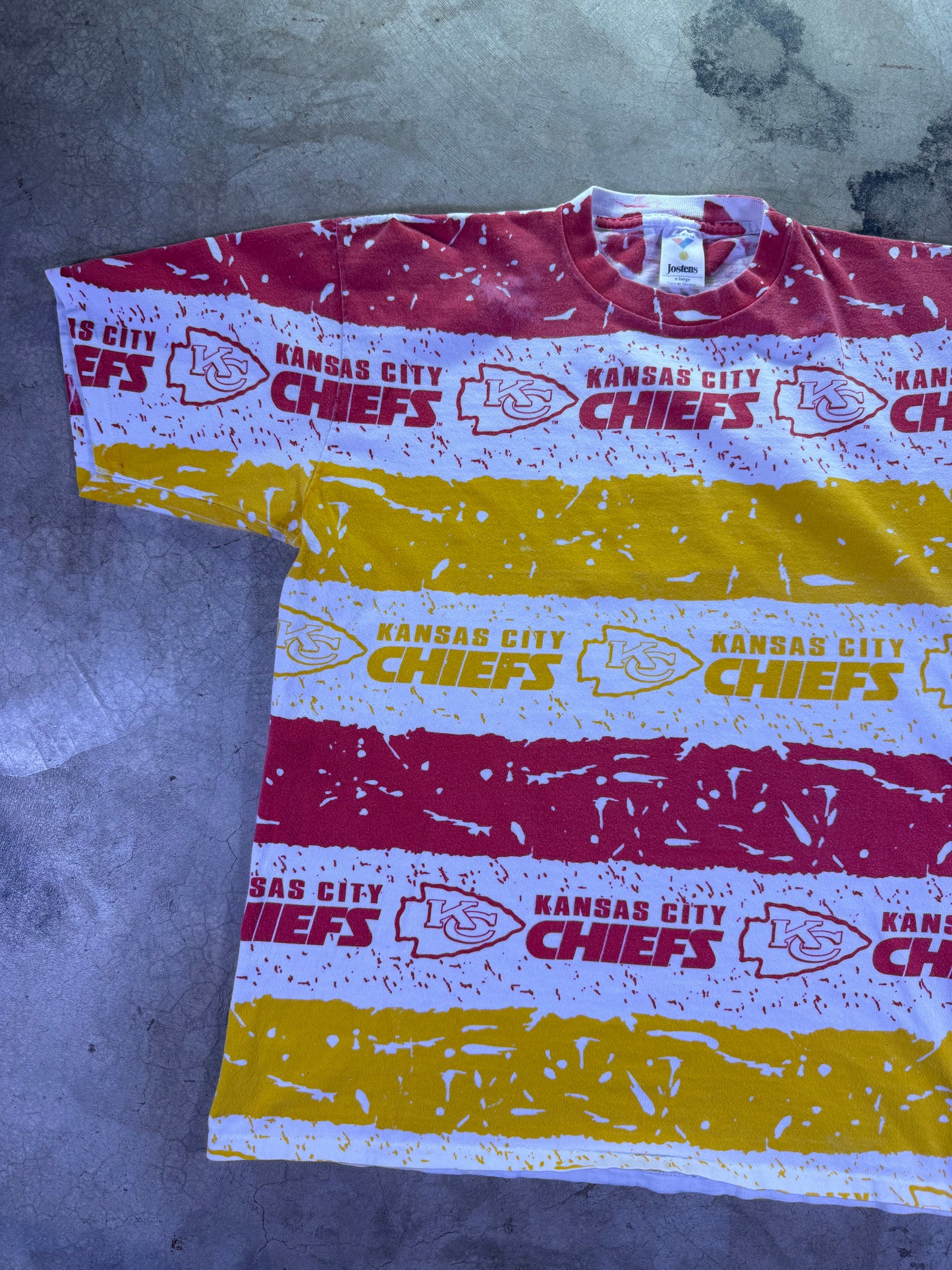 (XL) 90s Jostens x NFL KC Chiefs AOP T-shirt