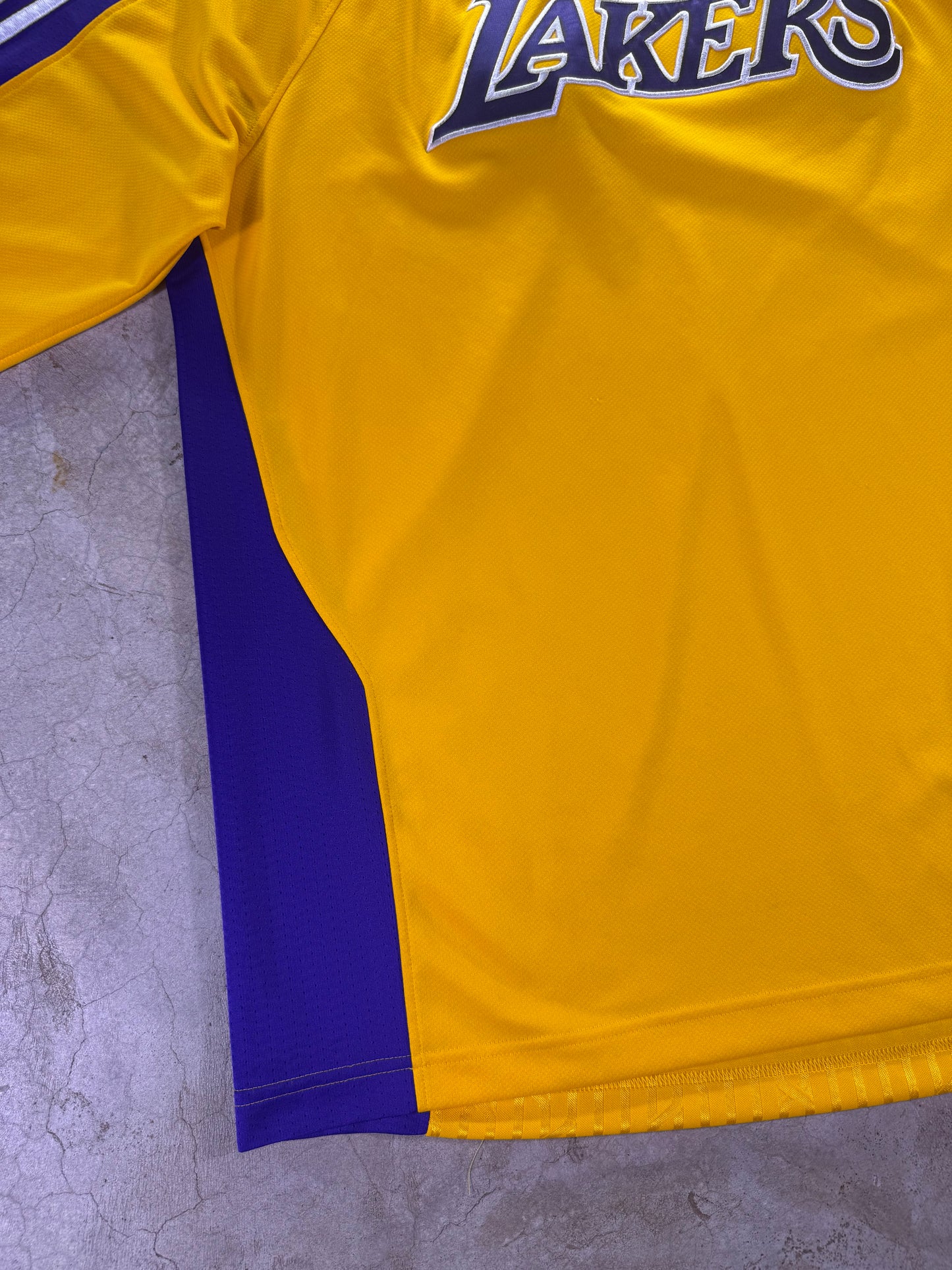 (XL) Adidas x NBA Los Angeles Lakers Euro League Long Sleeve Shirt Warmup Jersey