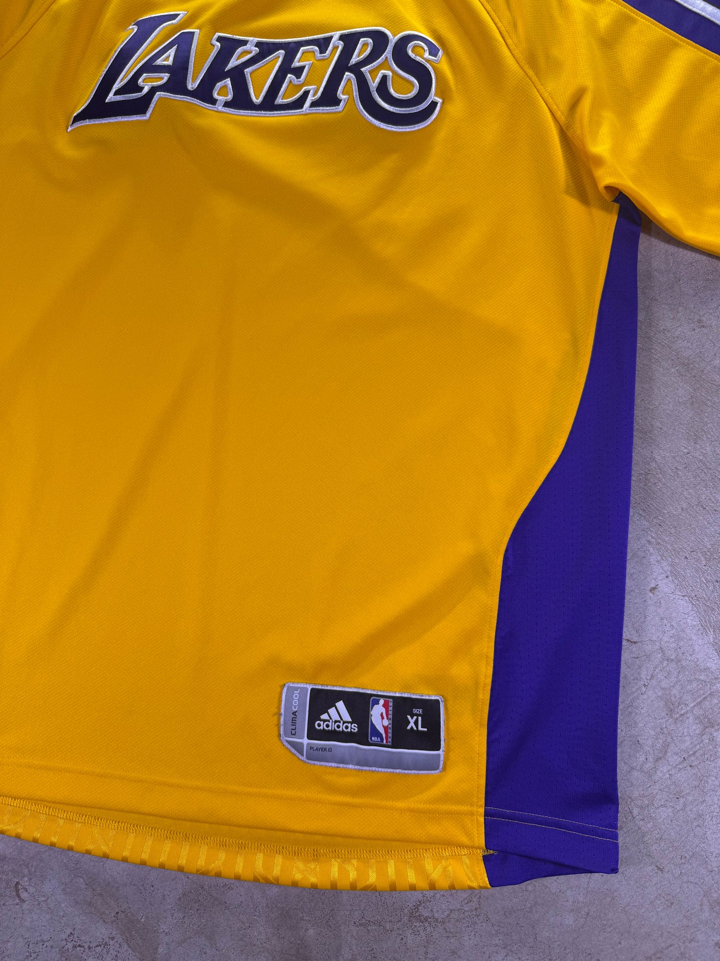 (XL) Adidas x NBA Los Angeles Lakers Euro League Long Sleeve Shirt Warmup Jersey