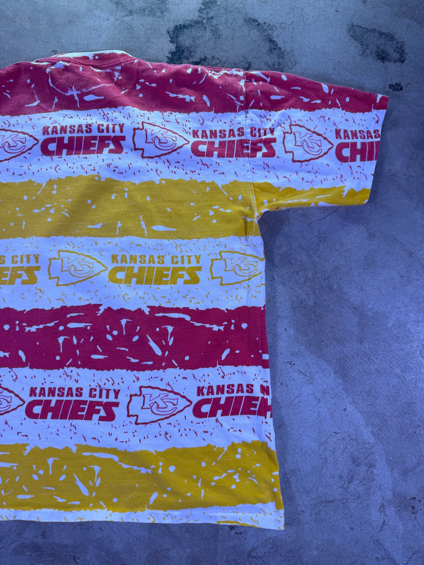 (XL) 90s Jostens x NFL KC Chiefs AOP T-shirt