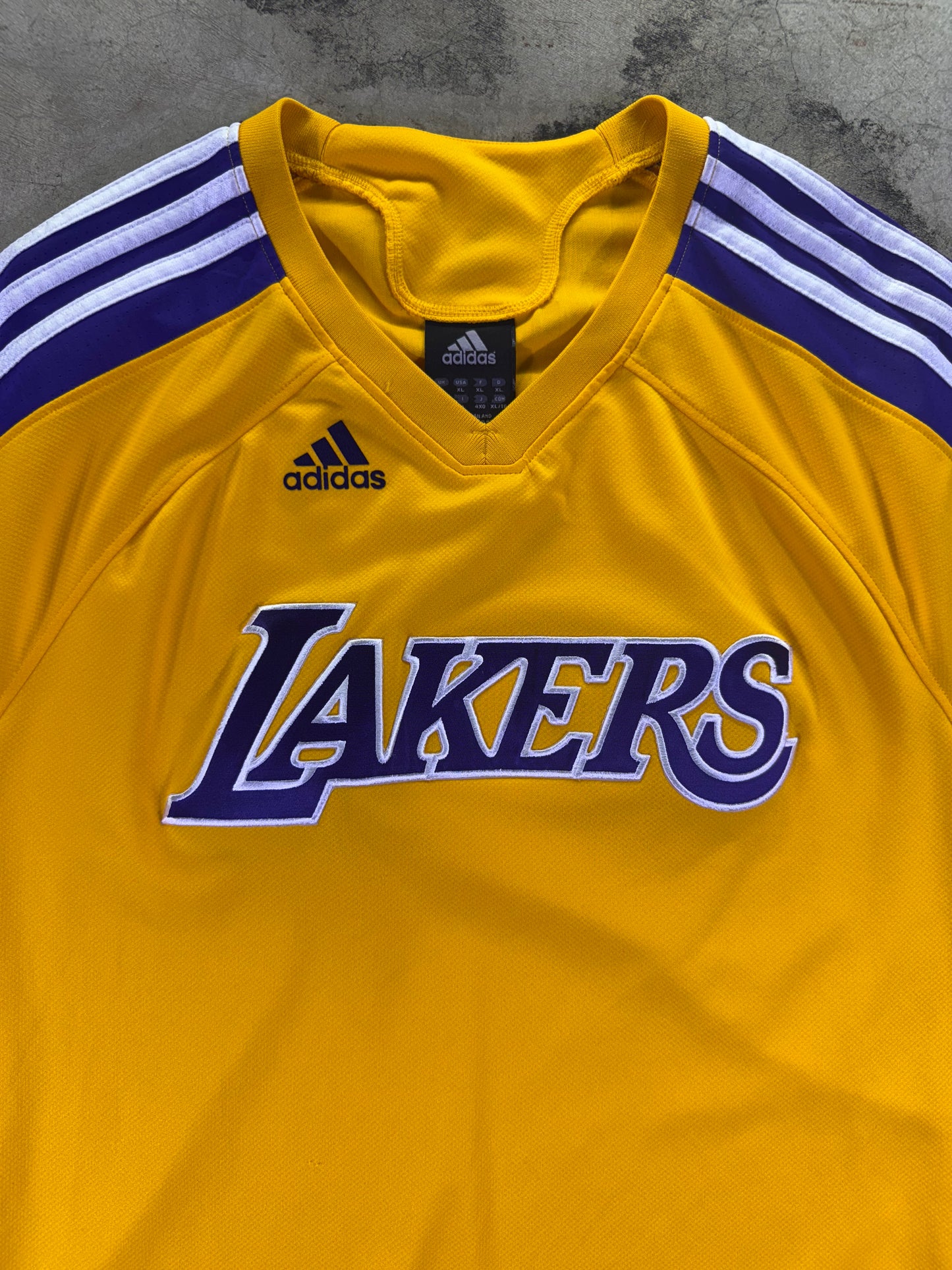 (XL) Adidas x NBA Los Angeles Lakers Euro League Long Sleeve Shirt Warmup Jersey