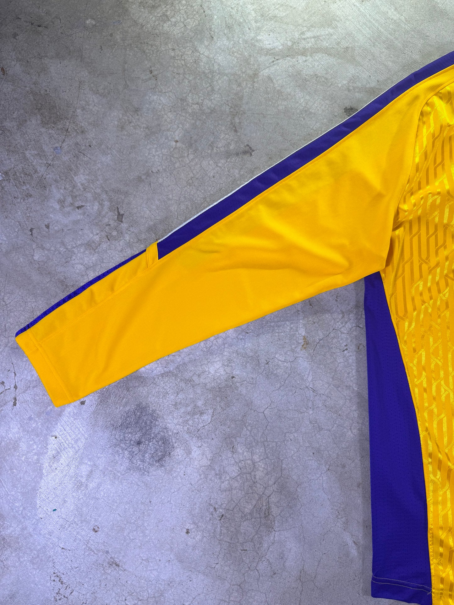 (XL) Adidas x NBA Los Angeles Lakers Euro League Long Sleeve Shirt Warmup Jersey