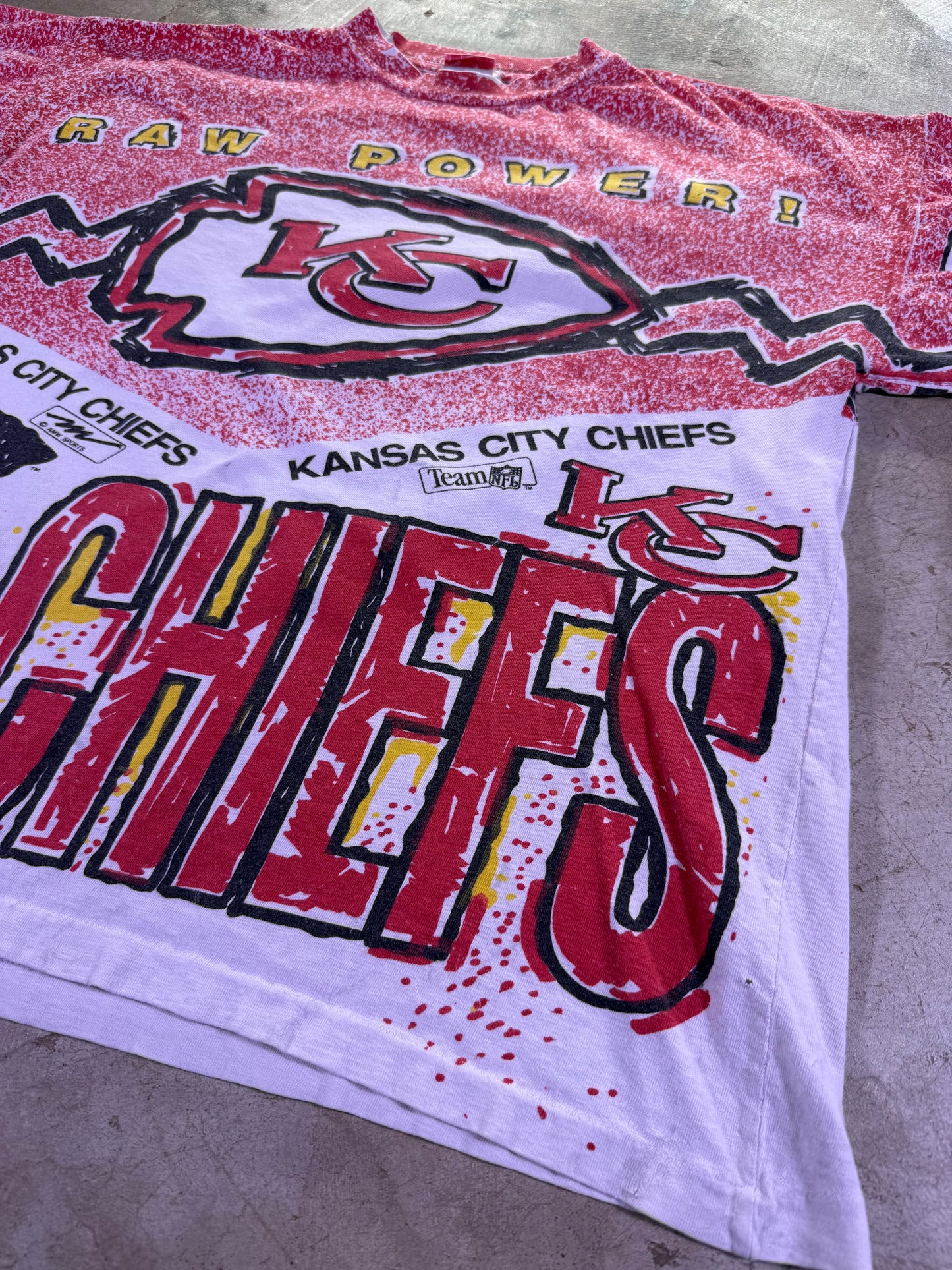(M) Magic Johnson T’s x NFL KC Chiefs Raw Power all over print t shirt
