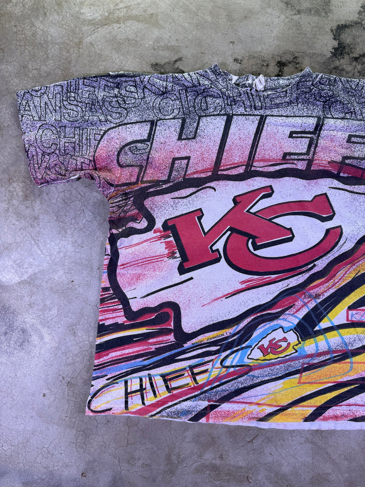 (L) Magic Johnson T’s x NFL KC Chiefs all over print t shirt