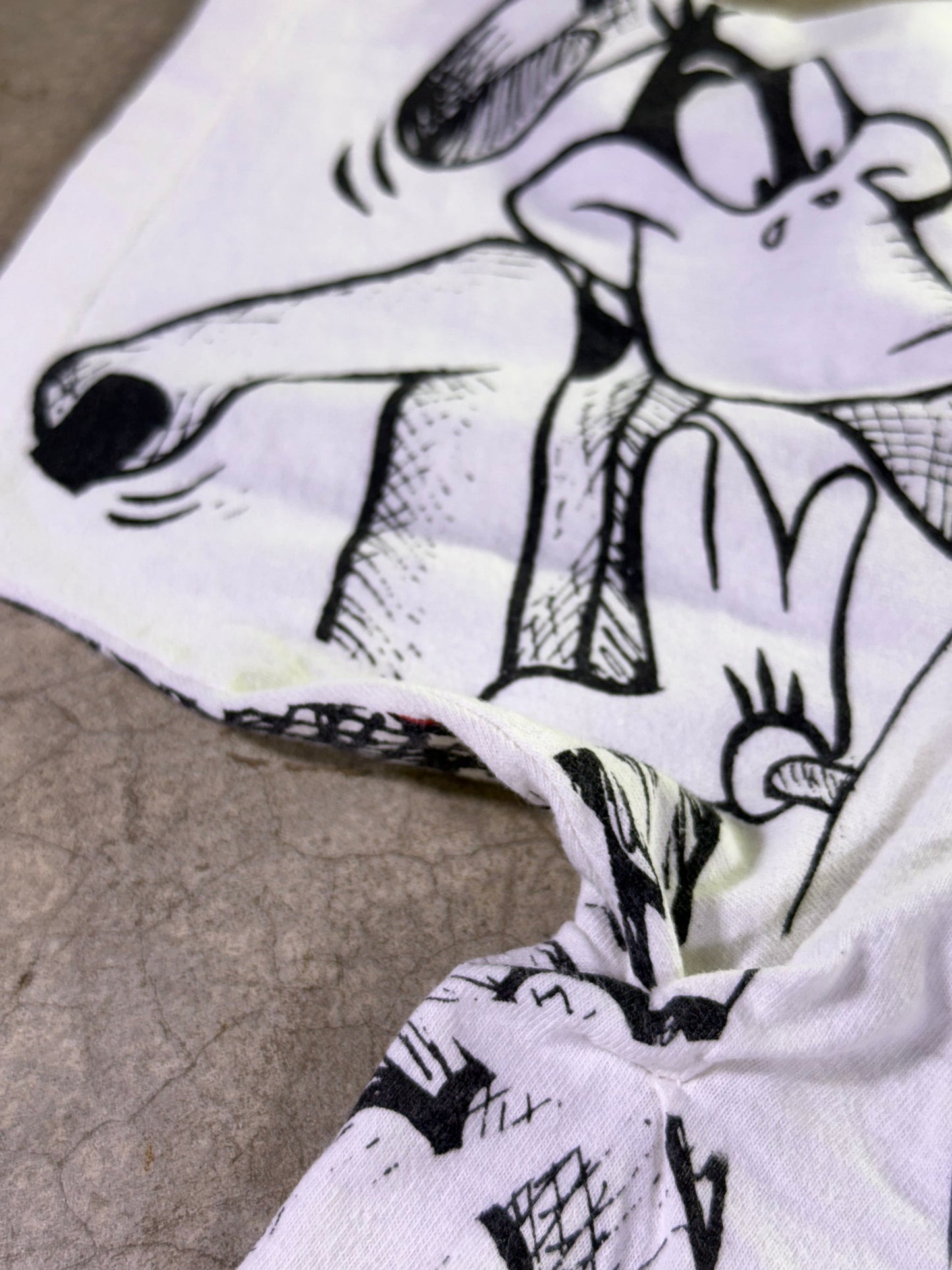 (L)1995 MLB x Looney Toons KC Royals All Over Print T-shirt